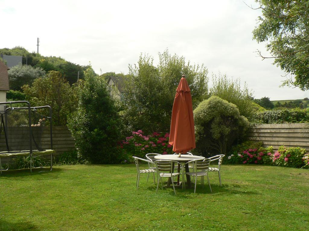 Villa Les Costils Saint-Laurent-sur-Mer Exterior foto