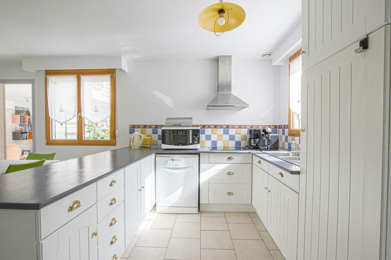 Villa Les Costils Saint-Laurent-sur-Mer Exterior foto